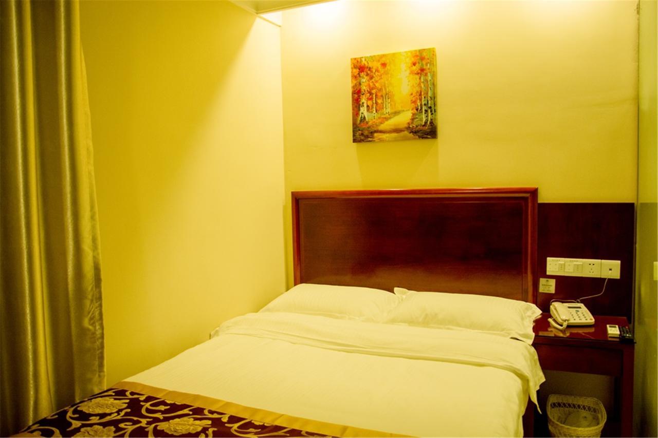 Greentree Inn Zhejiang Taizhou Tiantai Bus Station Express Hotel Exterior foto